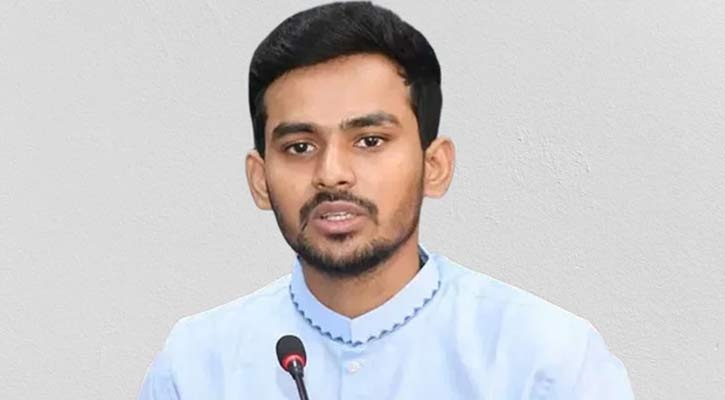 শেখ হাসিনার সন্তানদেরকে পুনর্বাসনের চেষ্টা করলে প্রতিহত করা হবে: আসিফ মাহমুদ