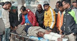 সিংড়ায় বিএনপি নেতাকে কুপিয়ে জখম