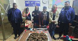 মুন্সীগঞ্জে সেনাবাহিনীর অভিযানে আটক ৪, উদ্ধার ইয়াবা–গাঁজা ও অস্ত্র