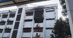 খুলনা সিআইডির সদর দপ্তরে আগুন