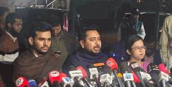 নির্বাচন কমিশন প্রভাবিত হলে ১০ দলীয় জোট মাঠে নামবে: নাহিদ