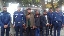 শ্রীনগরে ৩ ডাকাত গ্রেফতার