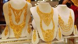 রেকর্ডের পর দিন কমলো সোনার দাম