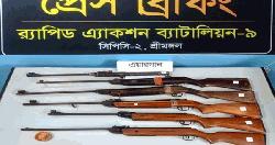 কুলাউড়ায় র‍্যাবের অভিযানে ৬টি এয়ারগান ও গুলি উদ্ধার