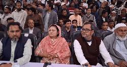 আওয়ামী লীগ নেতাদের সঙ্গে একই মঞ্চে বিএনপি প্রার্থী, দলে ক্ষোভ