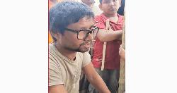 ভারতে পাচার হওয়া রাজারহাটের রেজাউল ২৫ বছর পর ফিরলেন গ্রামে