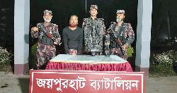 জয়পুরহাটে কষ্টিপাথরের বিষ্ণুমূর্তি উদ্ধার, আটক ১