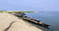 বাঁধ নির্মাণ হলেই বন্যায় রক্ষা পাবে ২ লাখ মানুষ