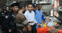 জয়পুরহাটে যৌথ অভিযানে ১ লাখ ১০ হাজার  টাকা জরিমানা