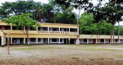 শ্রীনগরে প্রধান শিক্ষককে কর্মস্থলে যোগদানে নৈশপ্রহরীর বাঁধা, ইউএনও’র কাছে অভিযোগ