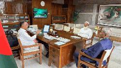 প্রধানমন্ত্রীর সঙ্গে বিরোধীদলীয় নেতার সাক্ষাৎ