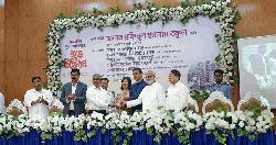 ট্যাক্স কর্মকর্তারা জনগণের বন্ধু হবে, আতঙ্ক নয়: হুইপ বকুল