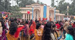 চাটমোহরে পবিত্র ইস্টার সানডে পালিত 