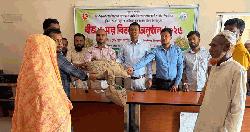 ঝিনাইগাতীতে বিনামূল্যে কৃষকদের মাঝে বীজ ও সার বিতরণ