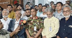 ঢামেকে মারামারি: জরুরি বিভাগ চালু, ৬ সদস্যের তদন্ত কমিটি