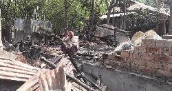 গাইবান্ধায় অগ্নিকাণ্ডে বসতবাড়ি পুড়ে ছাই