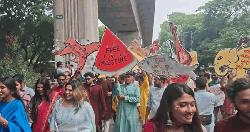 বৈশাখী শোভাযাত্রা অনুষ্ঠিত