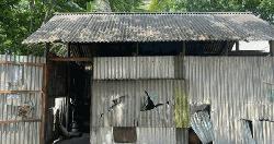 সালথায় সংঘর্ষ: বসতবাড়ি ভাঙচুর, আহত অন্তত ২০