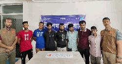আশুলিয়ায় ৭০০ পুড়িয়া হেরোইনসহ ৪ মাদক কারবারি গ্রেপ্তার