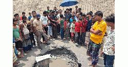 চরফ্যাশনে পুকুরে গ্যাসের সন্ধান