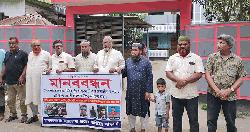 দৌলতপুরে পল্লী চিকিৎসকের ওপর হামলার প্রতিবাদে মানববন্ধন