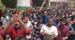 নারায়ণগঞ্জে গার্মেন্টসে কর্মকর্তার রহস্যজনক মৃত্যু, শ্রমিকদের বিক্ষোভ
