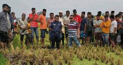জয়পুরহাটে মাটি চাপা দেওয়া অজ্ঞাত ব্যক্তির মরদেহ উদ্ধার