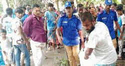 শাহজাদপুরে স্বাস্থ্যকেন্দ্রের ভেতর থেকে যুবকের ঝুলন্ত লাশ উদ্ধার