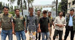 পাবনা মেডিকেল কলেজে চাঁদা দাবি ও মারধরের অভিযোগ; গ্রেপ্তার ৩