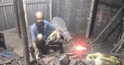 মুখরিত রাজারহাটের কামারপল্লী