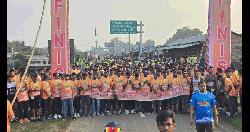 রানিংয়ে মাতলো রাণীনগর, ৭০০ রানারের পদচারণায় মুখর মহাসড়ক