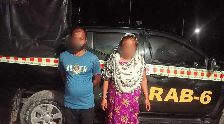 রিক্তা হত্যা মামলার পলাতক আসামি মা-ছেলে গ্রেপ্তার