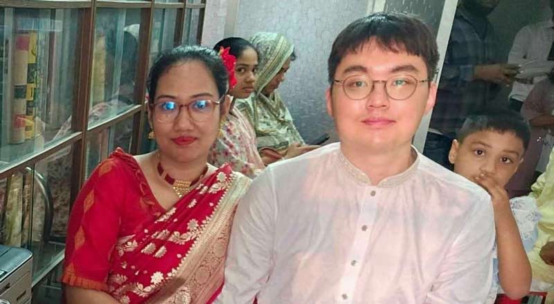 প্রেমের টানে দক্ষিণ কোরিয়া থেকে লালমনিরহাটে