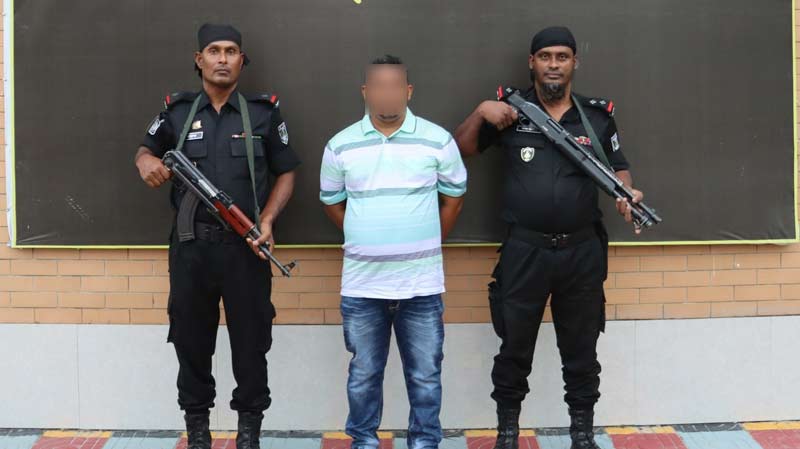 পাইকগাছায় যুবক হত্যা: প্রধান আসামি নাজমুল র‌্যাবের হাতে গ্রেফতার