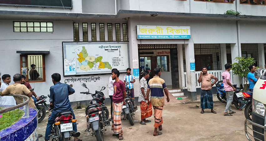 পত্নীতলায় পুকুরে খাদ্য দিতে গিয়ে বিদ্যুৎস্পৃষ্টে যুবকের মৃত্যু, আহত ১