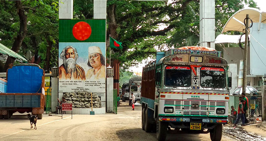 রোববার থেকে বেনাপোল বন্দরে অনির্দিষ্টকালের কর্মবিরতি