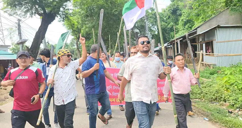 খাগড়াছড়িতে নিষিদ্ধ সংগঠনের ঝটিকা মিছিলের ঘটনায় মামলা