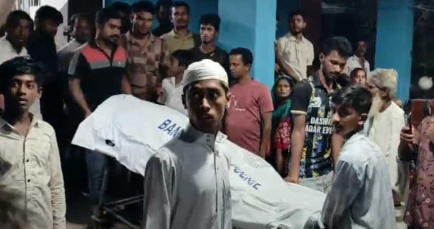 গভীর নলকূপ স্থাপনের সময় বিদ্যুৎস্পৃষ্টে ২ শ্রমিকের মৃত্যু