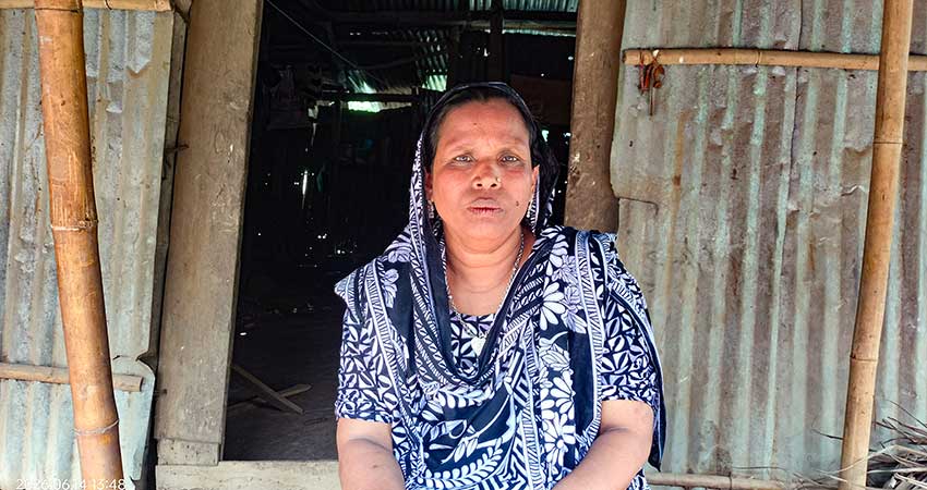 'একটা ফ্যামিলি কার্ড হইলে বহুত উপকার হইবো'