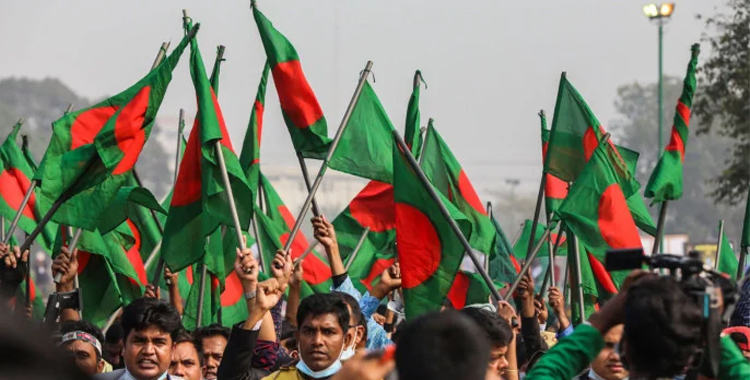 ভূরাজনৈতিক উত্তাপে কি নতুন ঝুঁকির মুখে বাংলাদেশ?