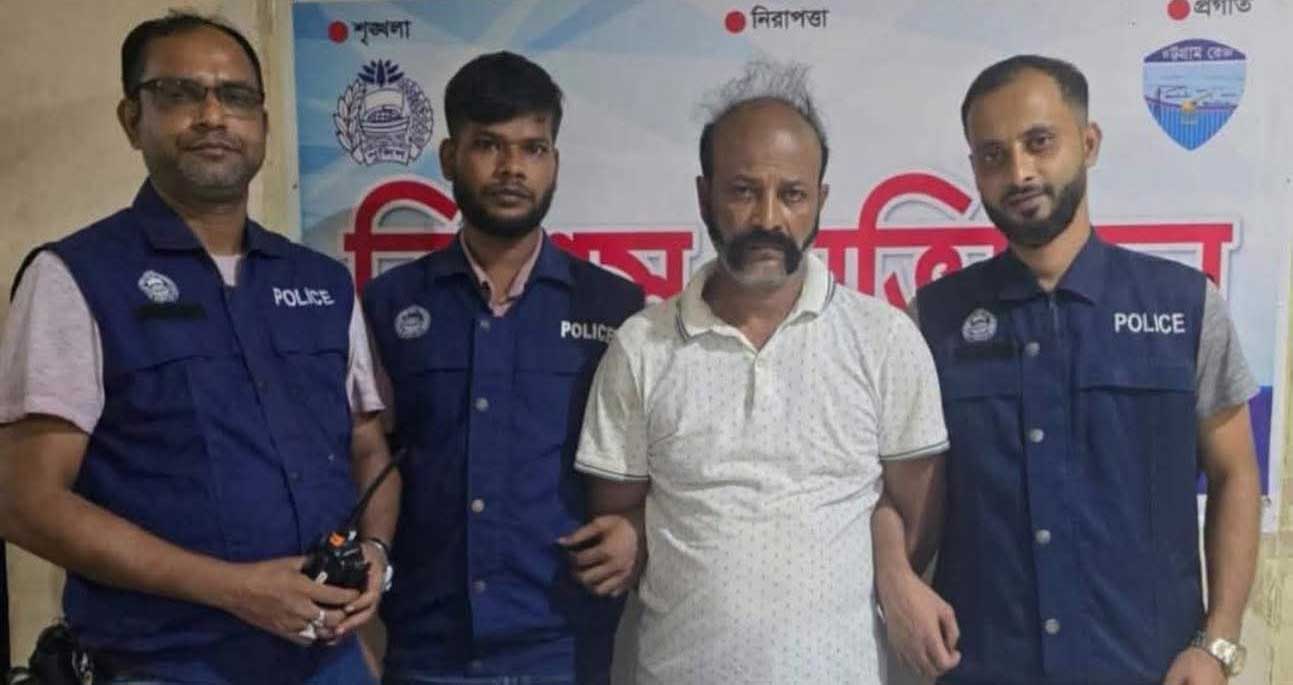 হাটহাজারীতে যুবলীগের সভাপতি গ্রেপ্তার