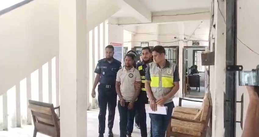 পাহাড়পুর বৌদ্ধবিহারে চীনা পর্যটককে হেনস্তা: যুবক আটক