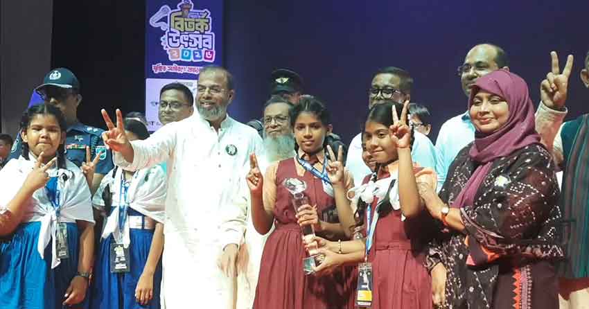 দেশে ৫ হাজার অবৈধ ইটভাটা আছে: পরিবেশ, বন ও জলবায়ু প্রতিমন্ত্রী