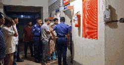 আসামিকে ধরতে গিয়ে হামলার শিকার ২ পুলিশ কর্মকর্তা