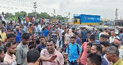 ঢাকা-টাঙ্গাইল মহাসড়ক অবরোধ