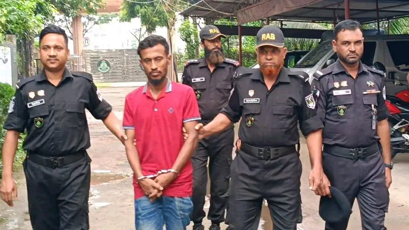 ঋণের টাকা শোধে মামীর ঘরে ডাকাতি, প্রবাসীর স্ত্রী হত্যা মামলায় আসামির স্বীকারোক্তি