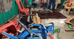 বাউফলে আ’লীগ নেতাদের বাসভবনে হামলা-ভাংচুর 
