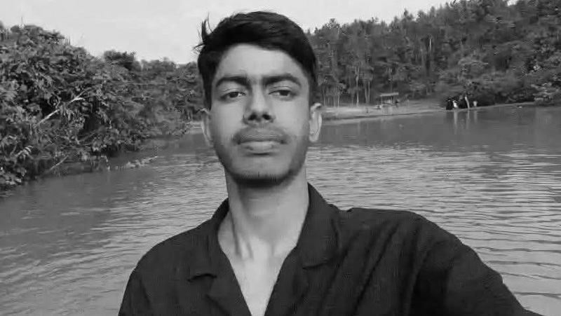 জামালপুরে মাহিন্দ্রা-মোটরসাইকেলের মুখোমুখি সংঘর্ষে যুবক নিহত