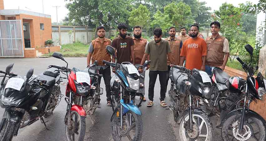 মুন্সীগঞ্জে আন্তঃজেলা মোটরসাইকেল চোর চক্রের ৩ সদস্য গ্রেপ্তার