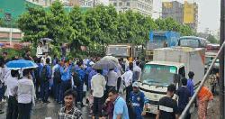 শিক্ষামন্ত্রীর পদত্যাগের দাবিতে সাভারে মহাসড়ক অবরোধ
